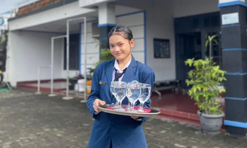 Alumni UBSI Kampus Cikarang Ini Raih Kesempatan Berkarier di Malaysia